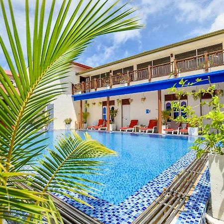 Equatorial Divers Lodge Addu City Ngoại thất bức ảnh