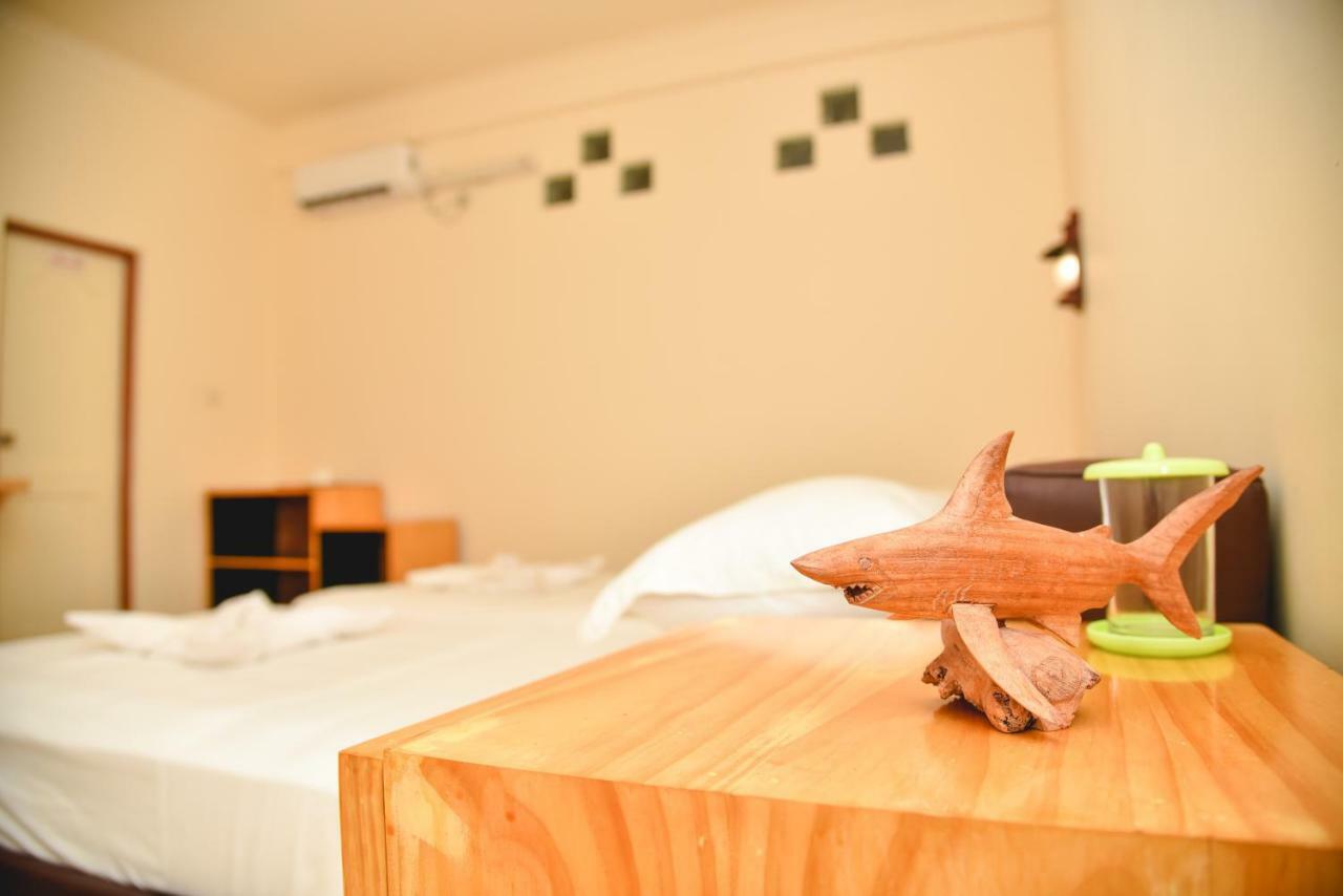 Equatorial Divers Lodge Addu City Ngoại thất bức ảnh