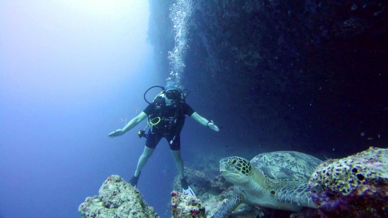 Equatorial Divers Lodge Addu City Ngoại thất bức ảnh